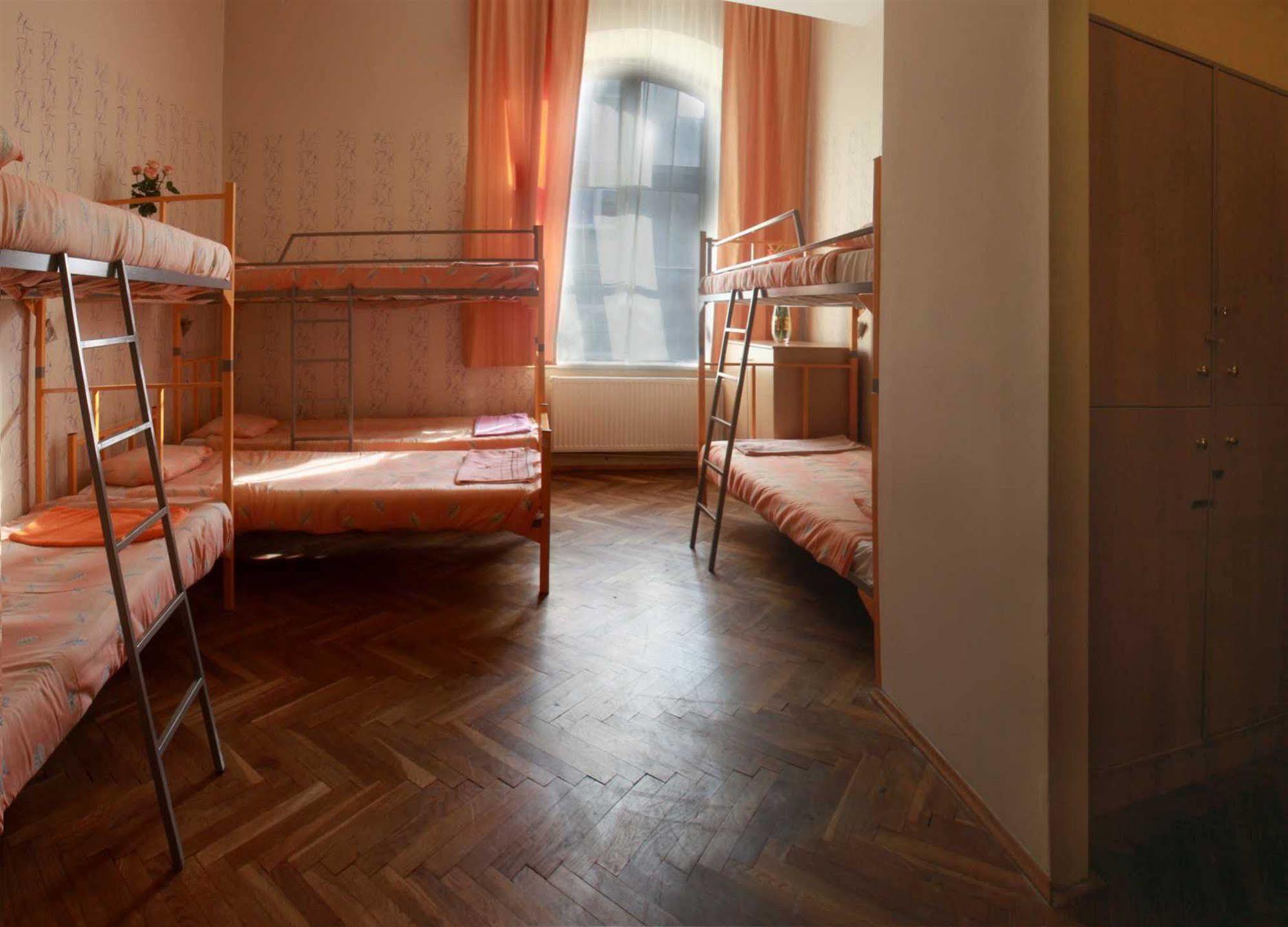 City Hostel 克拉科夫 外观 照片